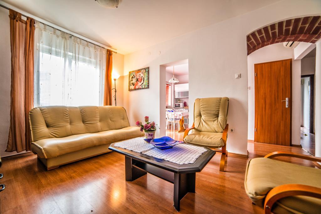 Apartment Iva روفينج المظهر الخارجي الصورة